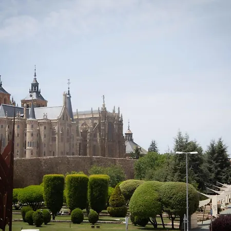 Astorga Suites Apartment