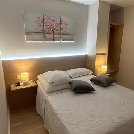 Astorga Suites *